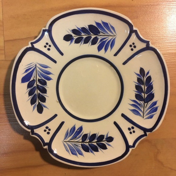 Vintage Quimper Pottery Cup & Saucer Set - Picture 12 of 16